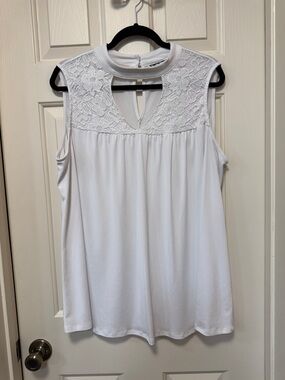 Lace Yoke Sleeveless White Blouse
